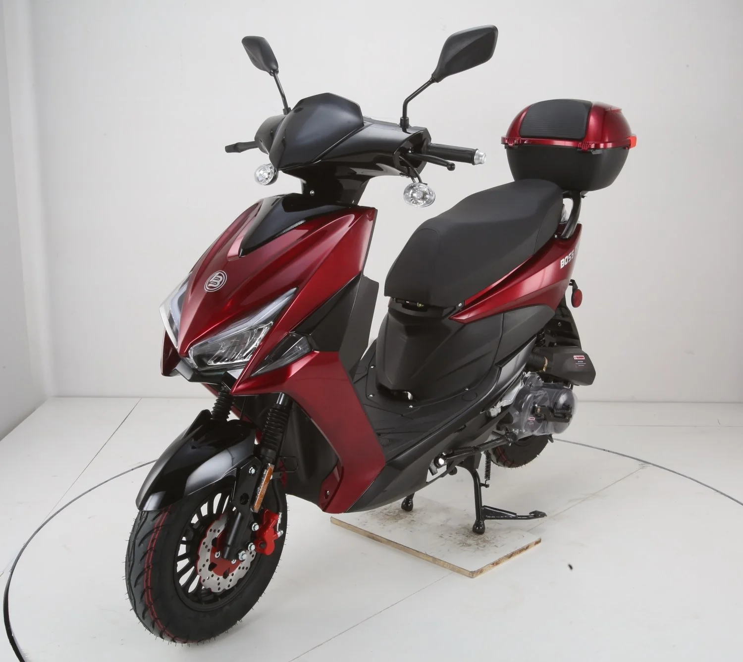Agile 50 Scooter - Image 2