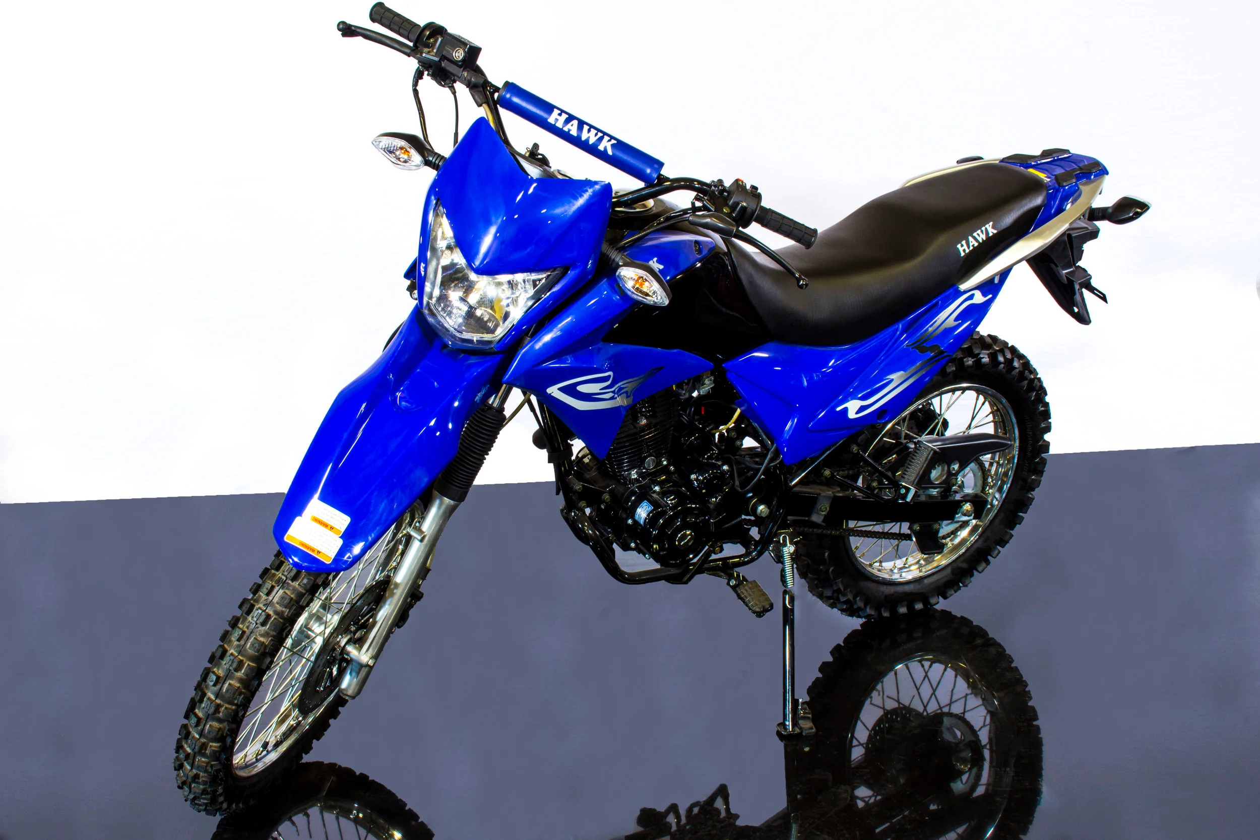 Hawk 250 Offroad Adult Dirt Bike - Image 4