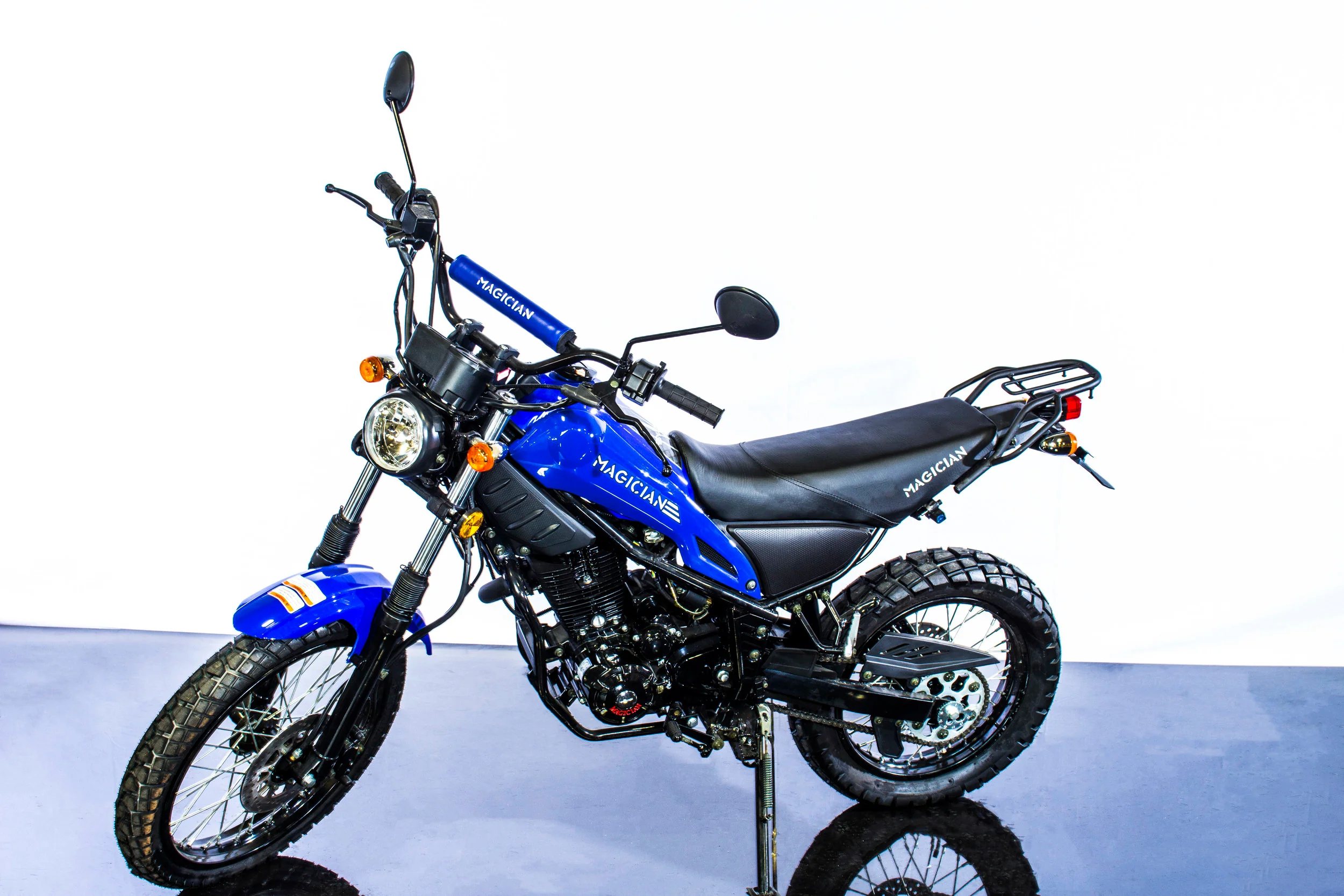 Magician 250 Offroad Adult Dirt Bike - Image 2