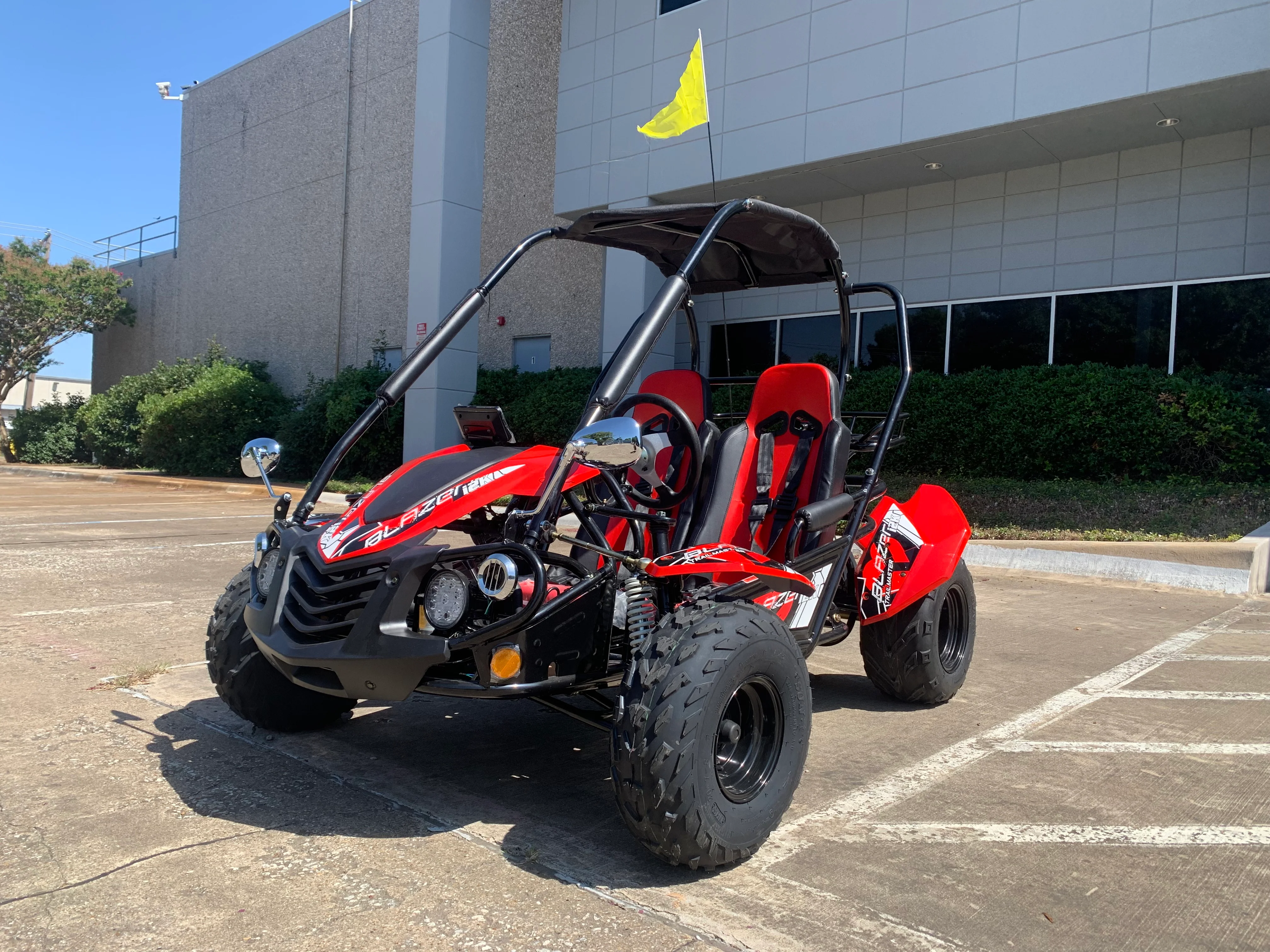 Trailmaster Blazer i2K Electric Adult Go-Kart Buggy - Image 3