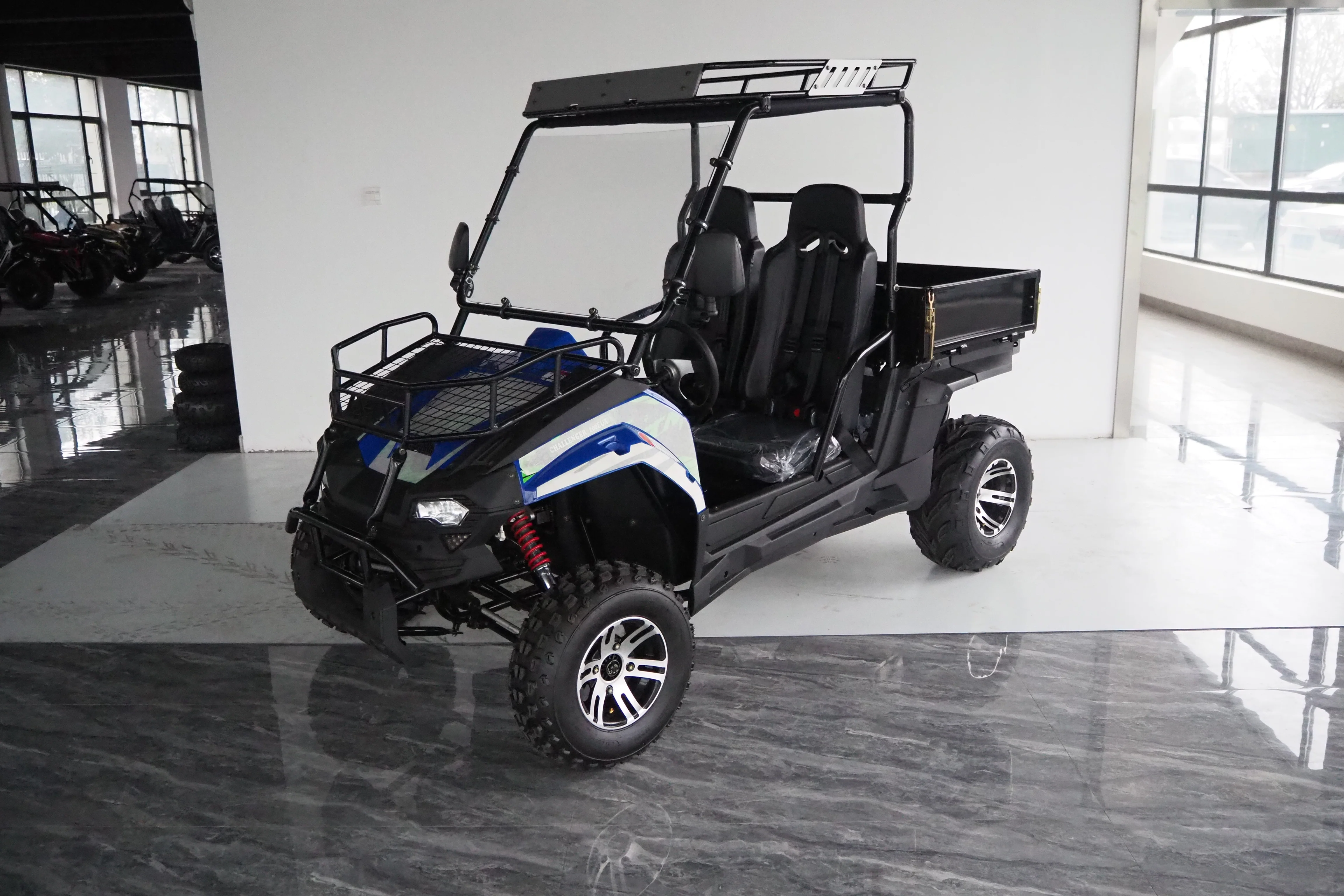 TrailMaster Challenger 200EUX EFI UTV - Image 5