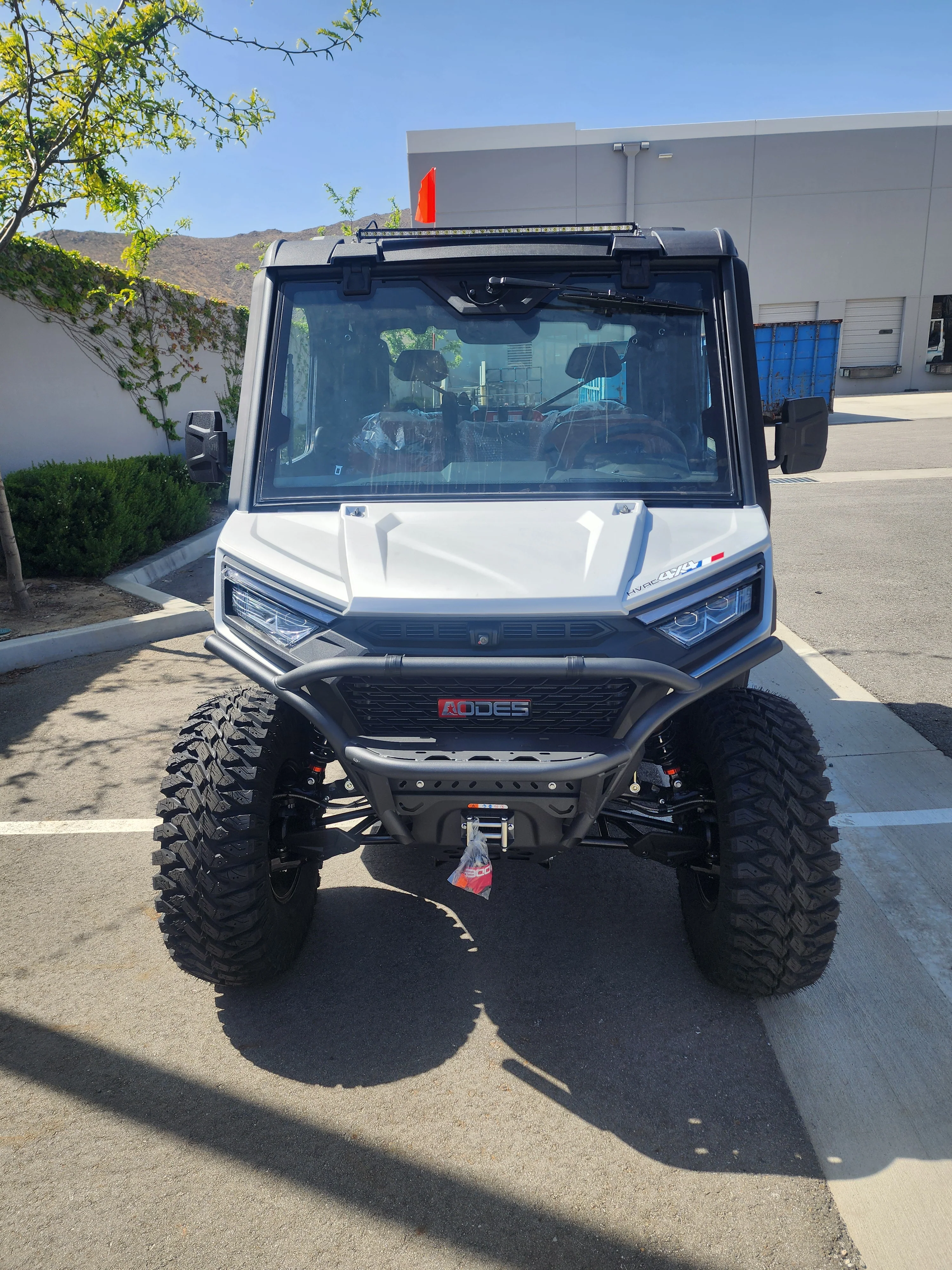 BDX-Aodes WorkCross 1000-6 HVAC Heavy Duty Construction Utility Vehicle - Image 3