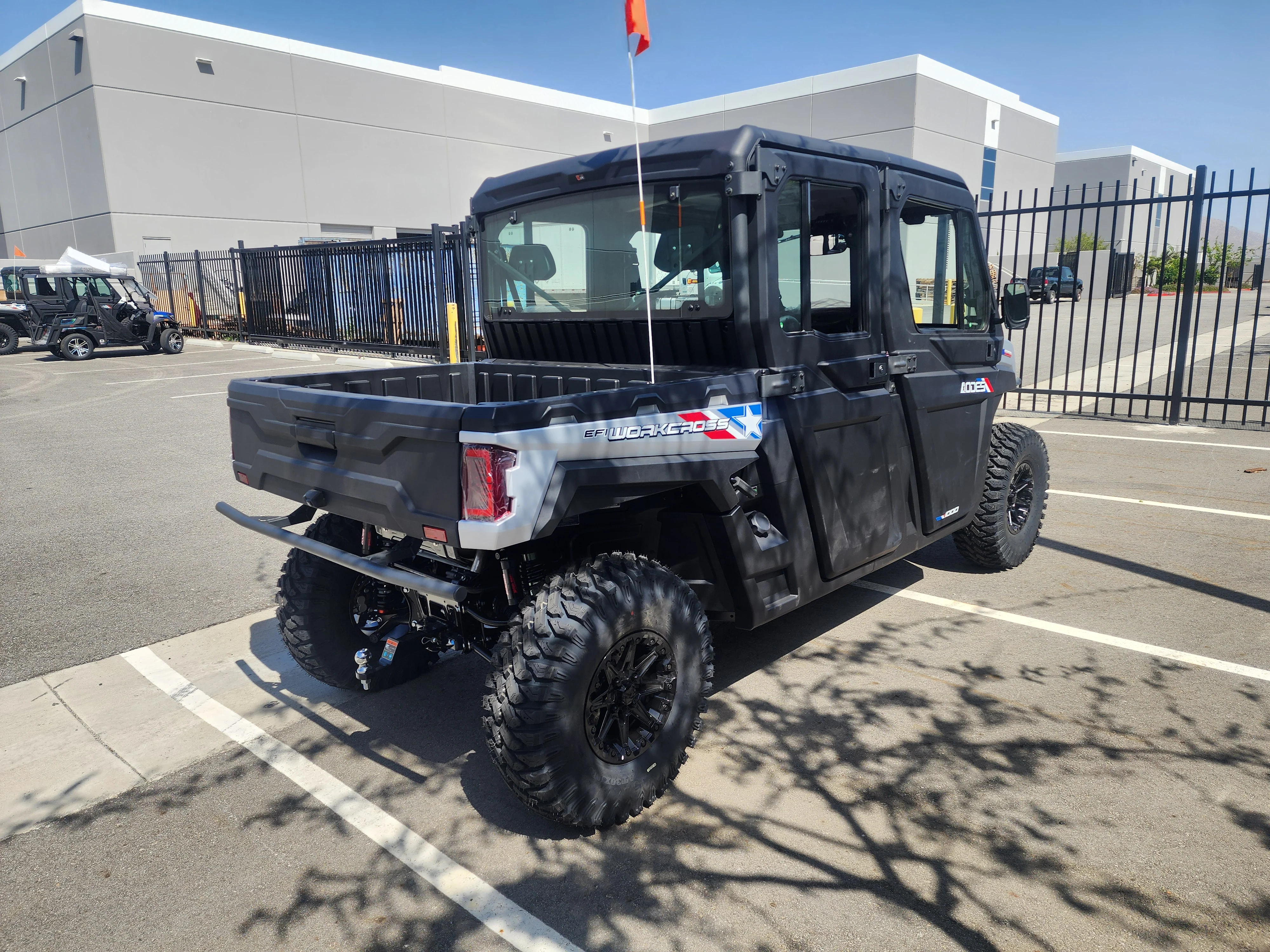 BDX-Aodes WorkCross 1000-6 HVAC Heavy Duty Construction Utility Vehicle - Image 4