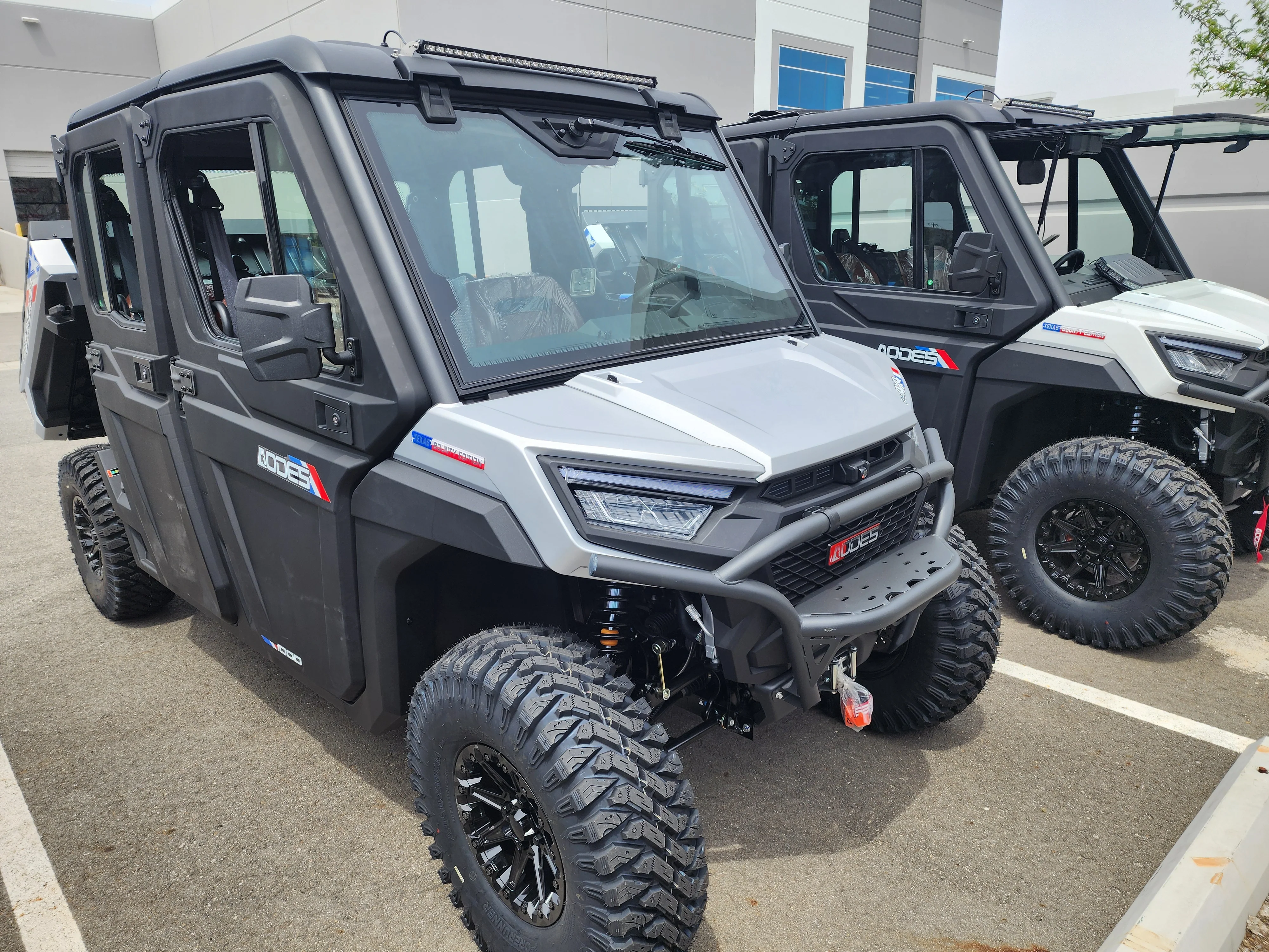 BDX-Aodes WorkCross 1000-6 HVAC Heavy Duty Construction Utility Vehicle - Image 9